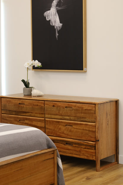 Fremantle – Aussie Hardwood with LED Lighting | Premium Bedroom Furniture